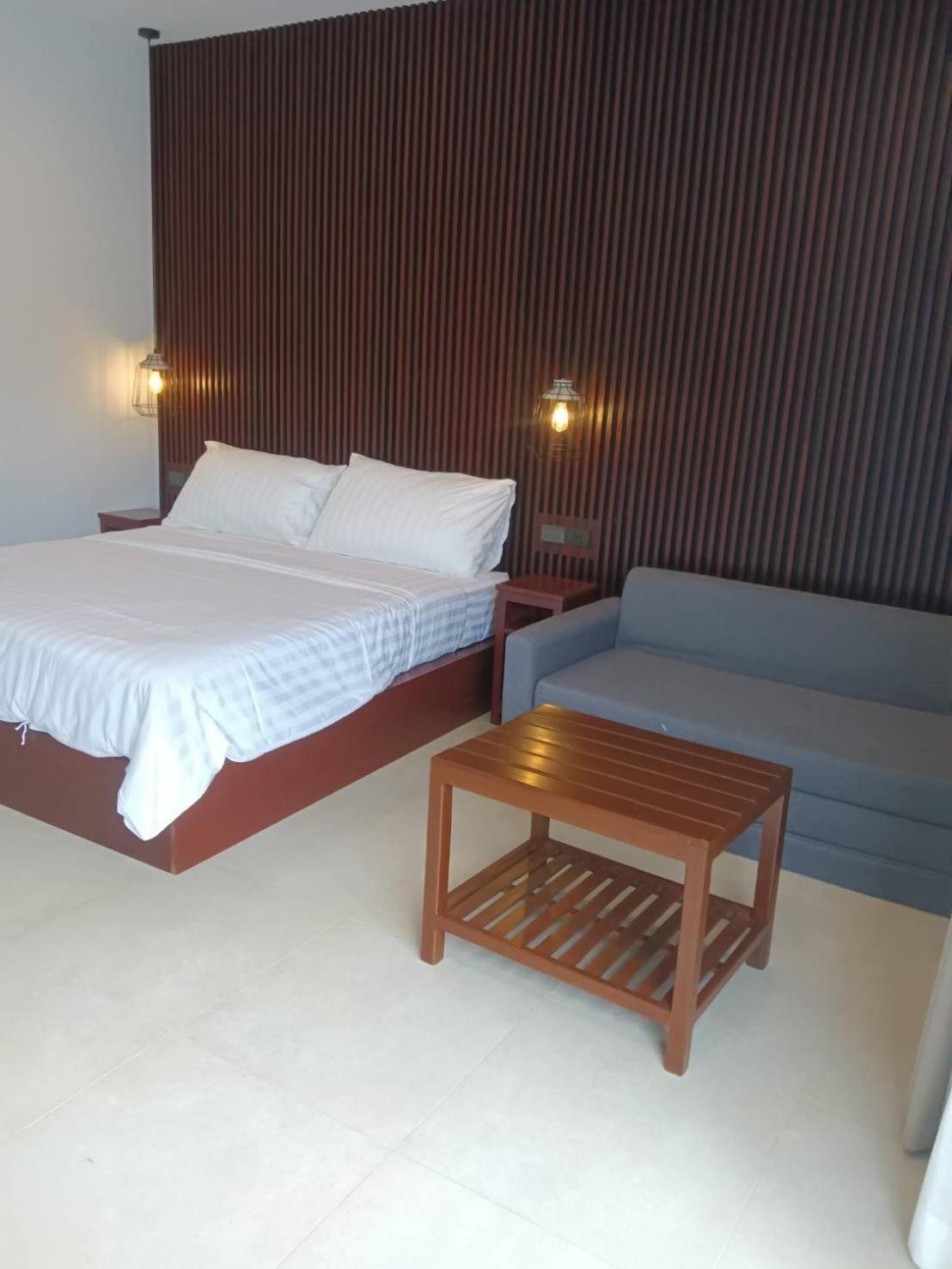 Beach House By Rose Massage Nai Thon Beach Dış mekan fotoğraf